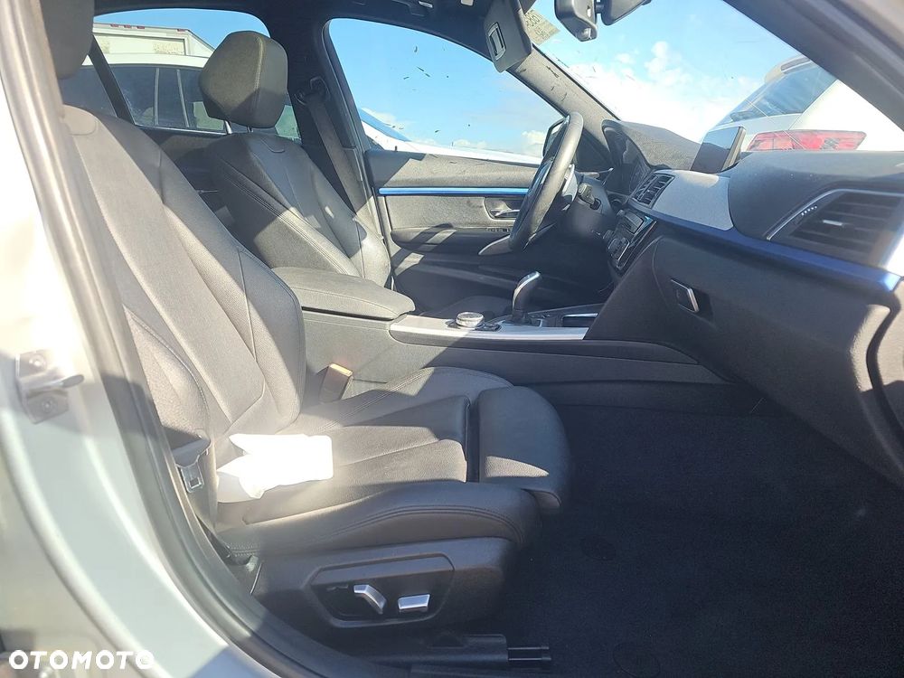 BMW Seria 3 3er Edition M Sport Shadow - 11