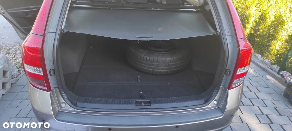 Kia Ceed 1.6 Comfort - 24
