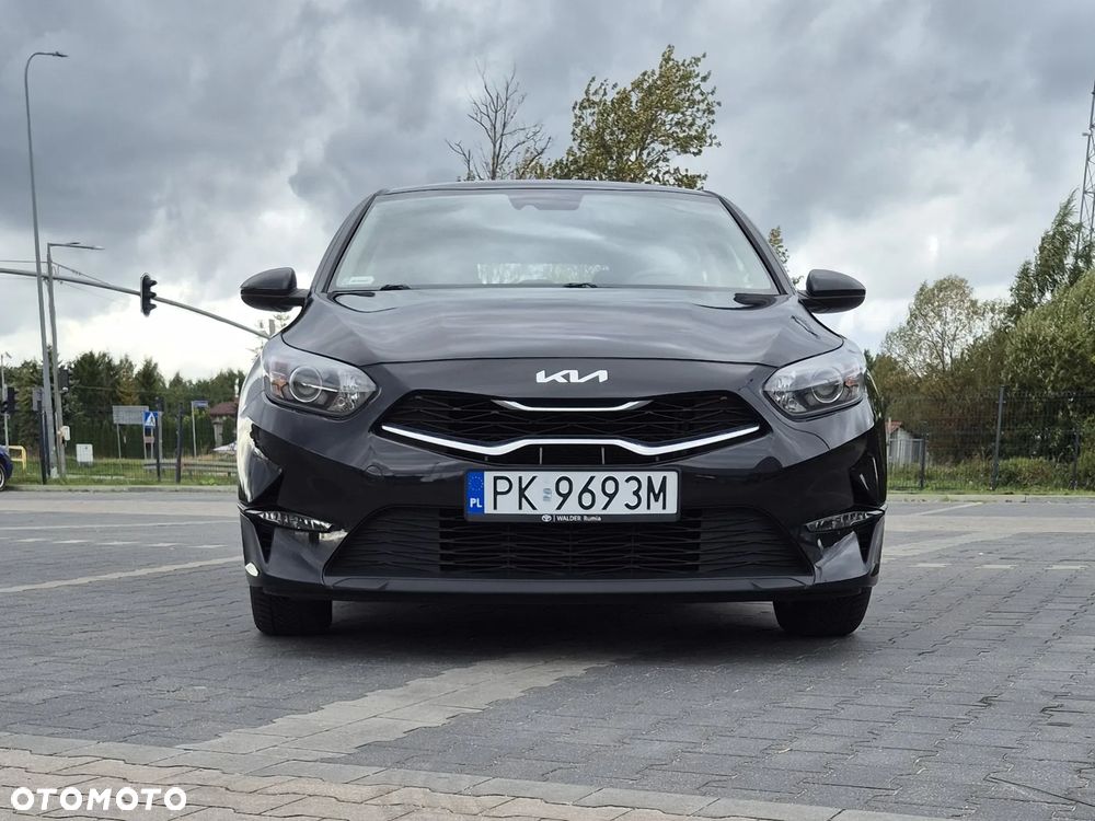 Kia Ceed 1.5 T-GDI M - 6