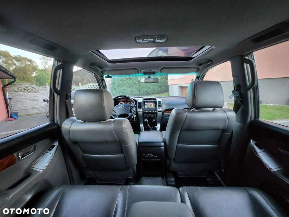 Toyota Land Cruiser - 14