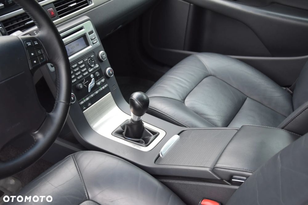 Volvo S80 2.5T Momentum - 26