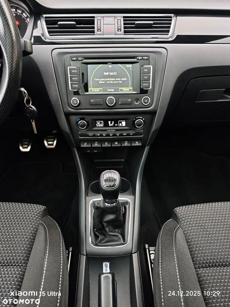 Skoda RAPID 1.2 TSI Elegance Green tec - 14