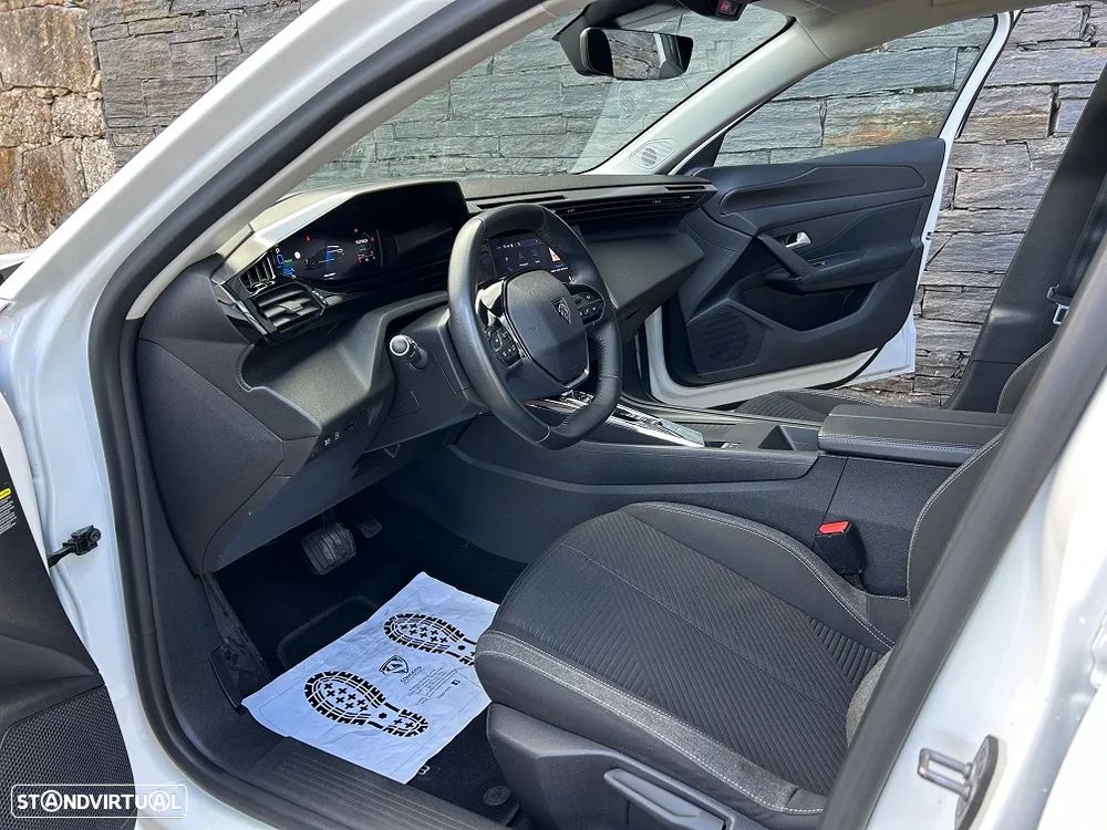 Peugeot 308 Hybrid 180 e-EAT8 Allure - 12