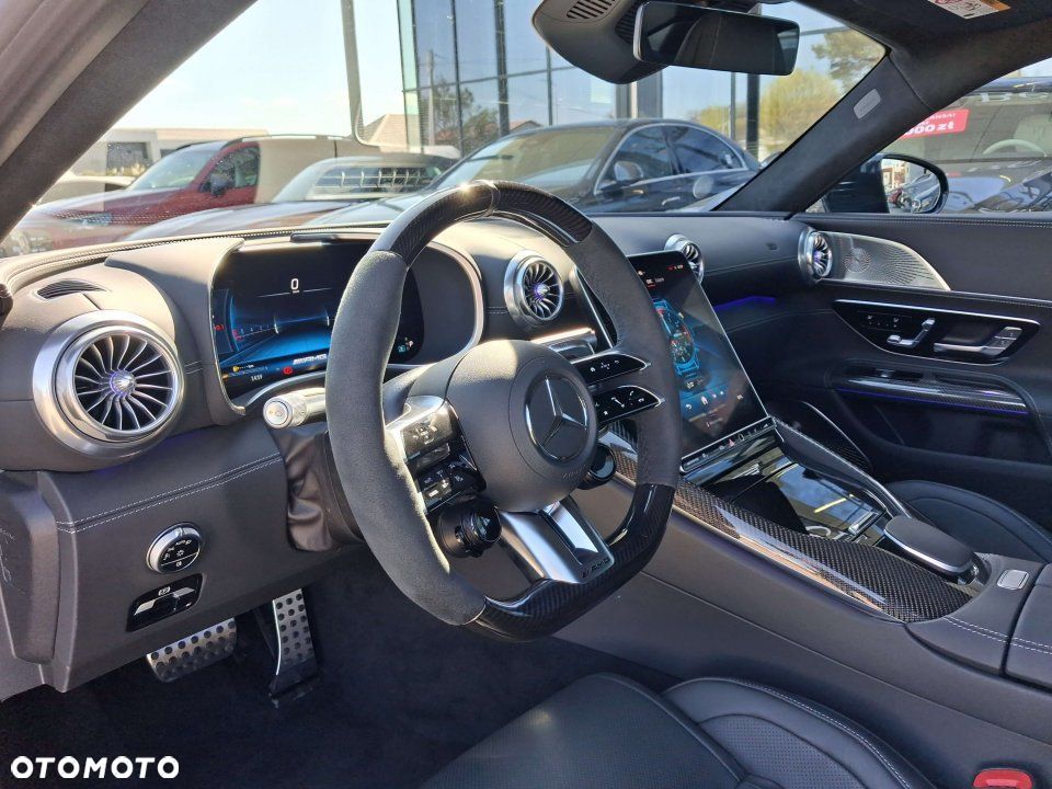 Mercedes-Benz AMG GT - 7