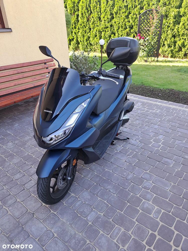 Honda PCX - 1