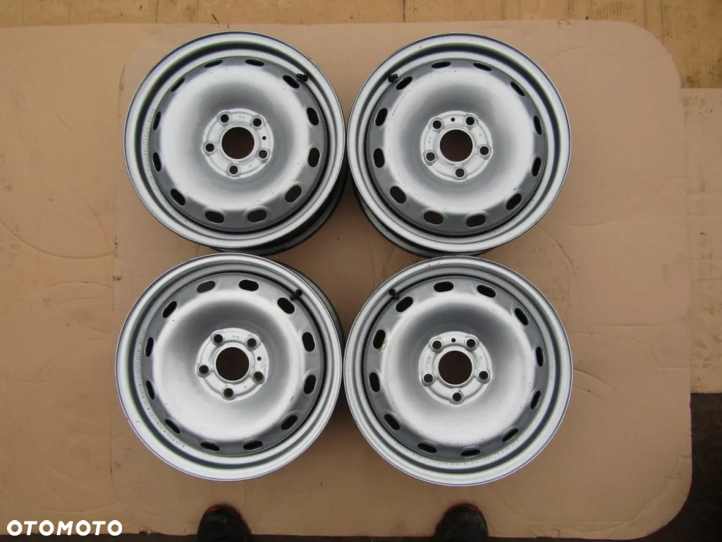 4x Felgi 16 Renault Trafic III Opel Vivaro II 6j 5x114,3 ET50 - 12