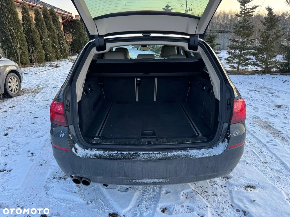 BMW Seria 5 525d xDrive Luxury Line - 6