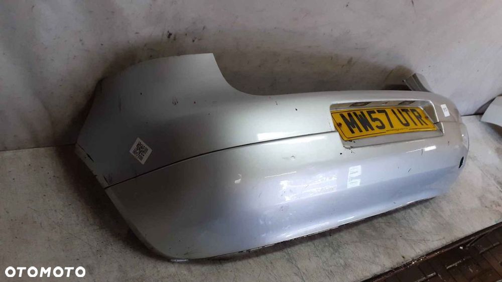 ^ ZDERZAK TYŁ TYLNY DO VOLKSWAGEN VW GOLF V 5 HB  LA7W SREBRNY - 4