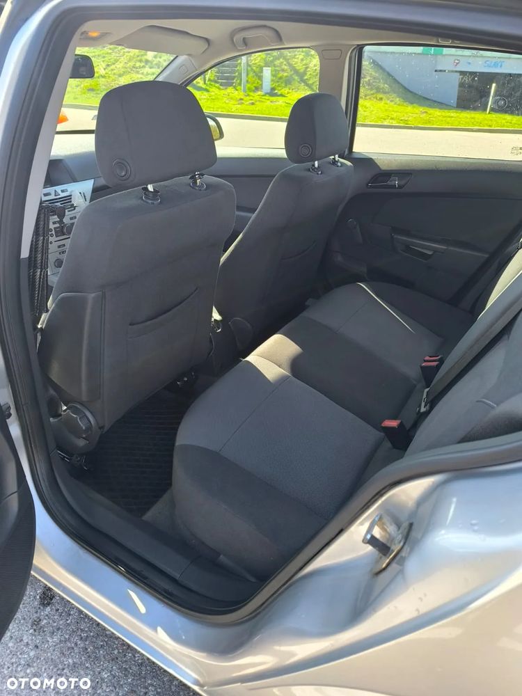 Opel Astra III 1.4 - 8