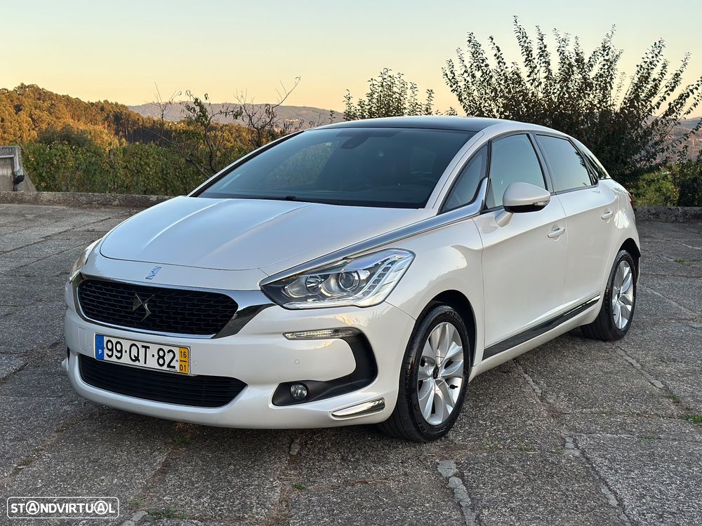 DS DS5 5 1.6 BlueHDi So Chic - 1