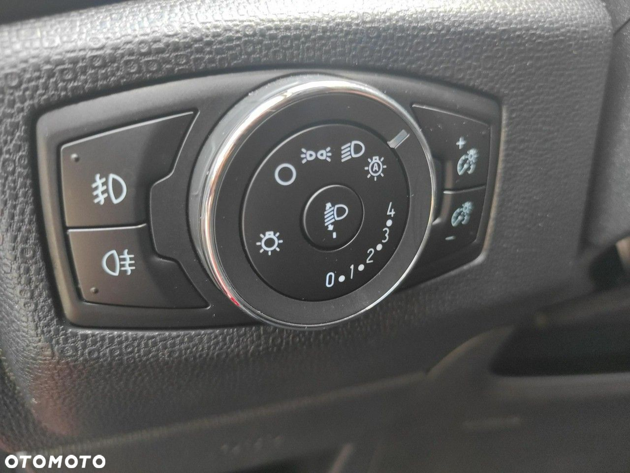 Ford EcoSport - 11