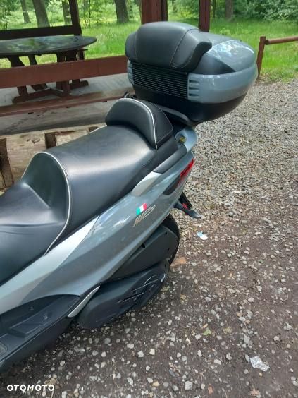Piaggio MP-3 - 6