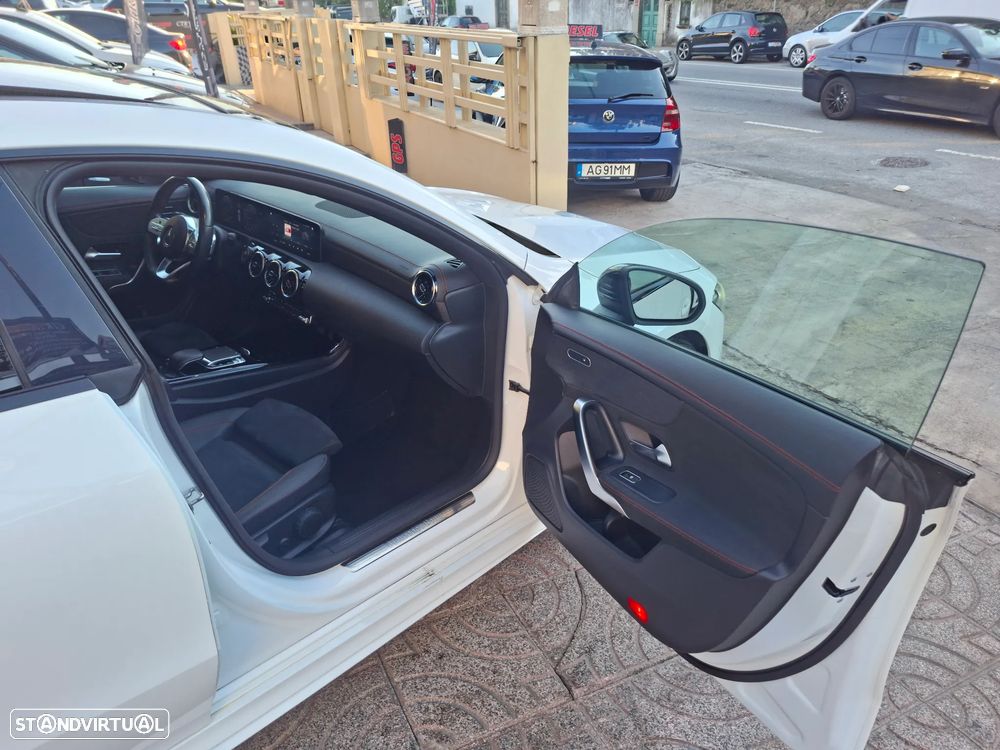 Mercedes-Benz CLA 180 d Shooting Brake AMG Line Aut. - 24