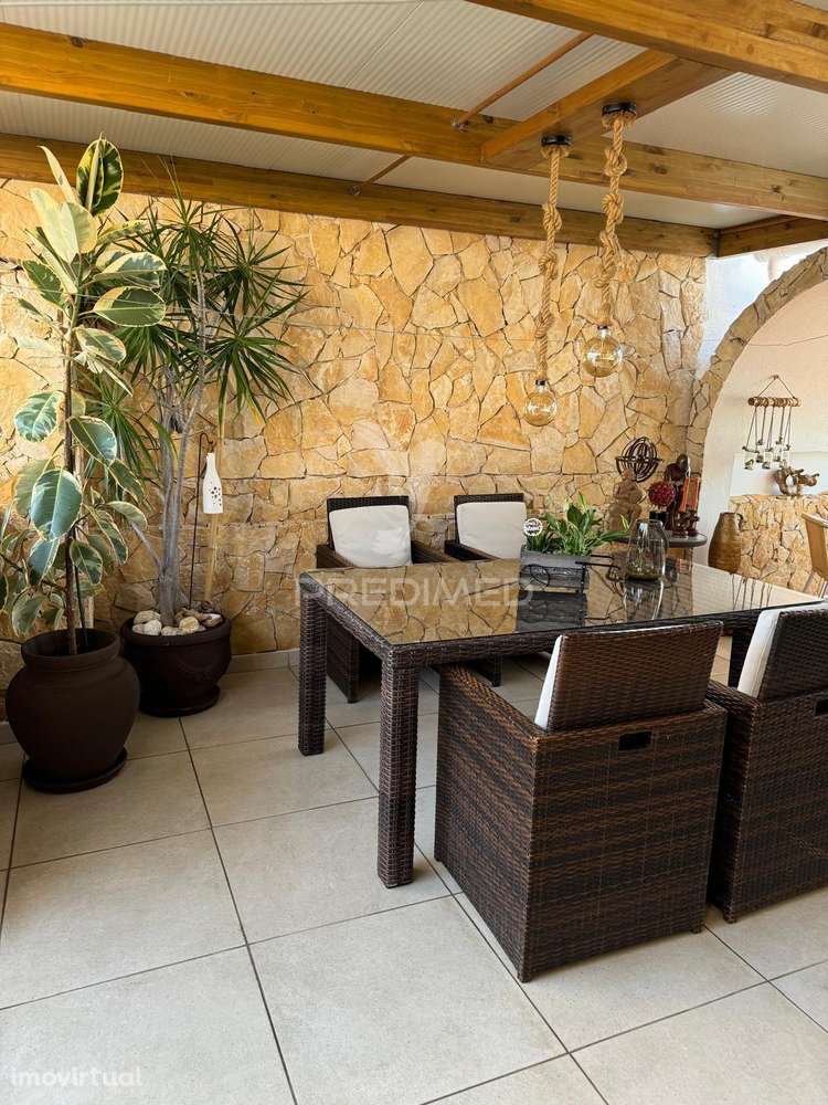 Penthouse Exclusiva T2+2 com Terraço Privativo – No Coração de Albu... - Grande imagem: 2/36