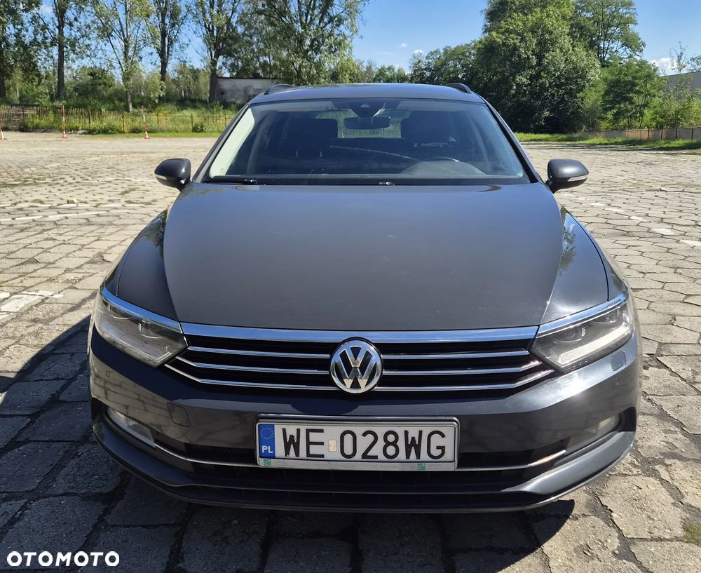 Volkswagen Passat 2.0 TDI SCR Comfortline - 3