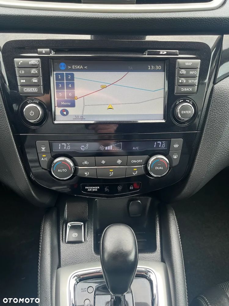 Nissan Qashqai 1.6 dCi Xtronic TEKNA+ - 23