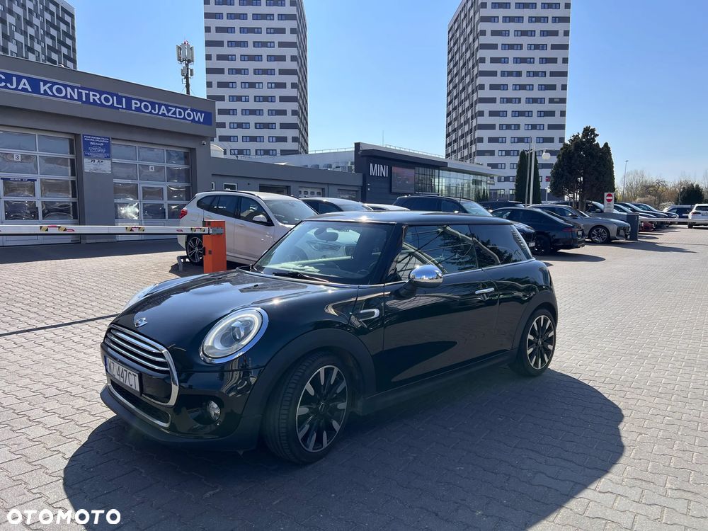 MINI Cooper Standard - 2