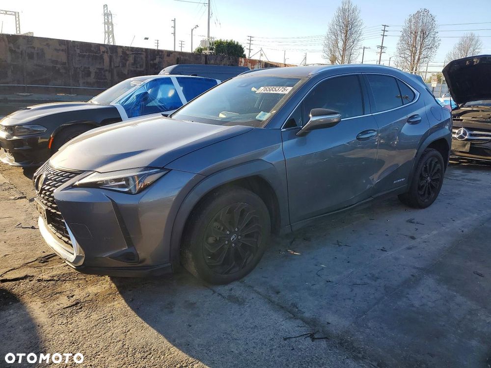 Lexus UX 250h - 1