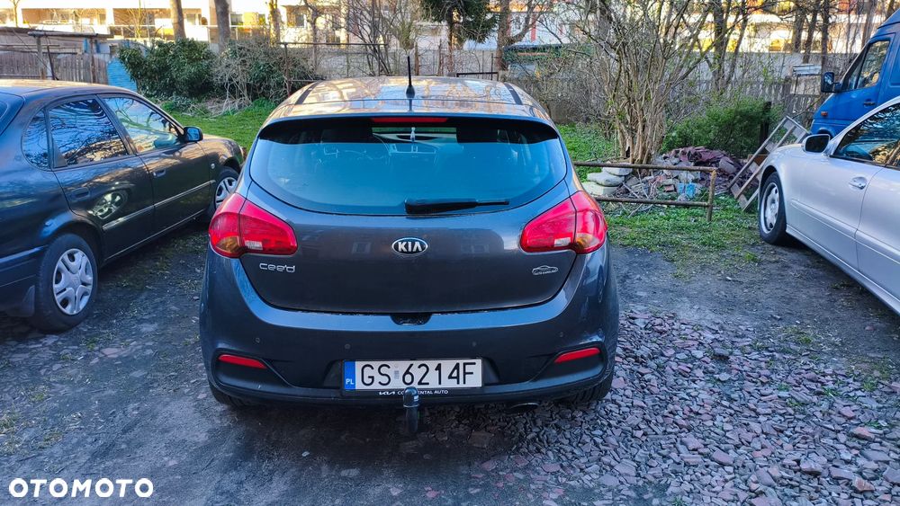 Kia Ceed 1.6 GDI Spirit - 3