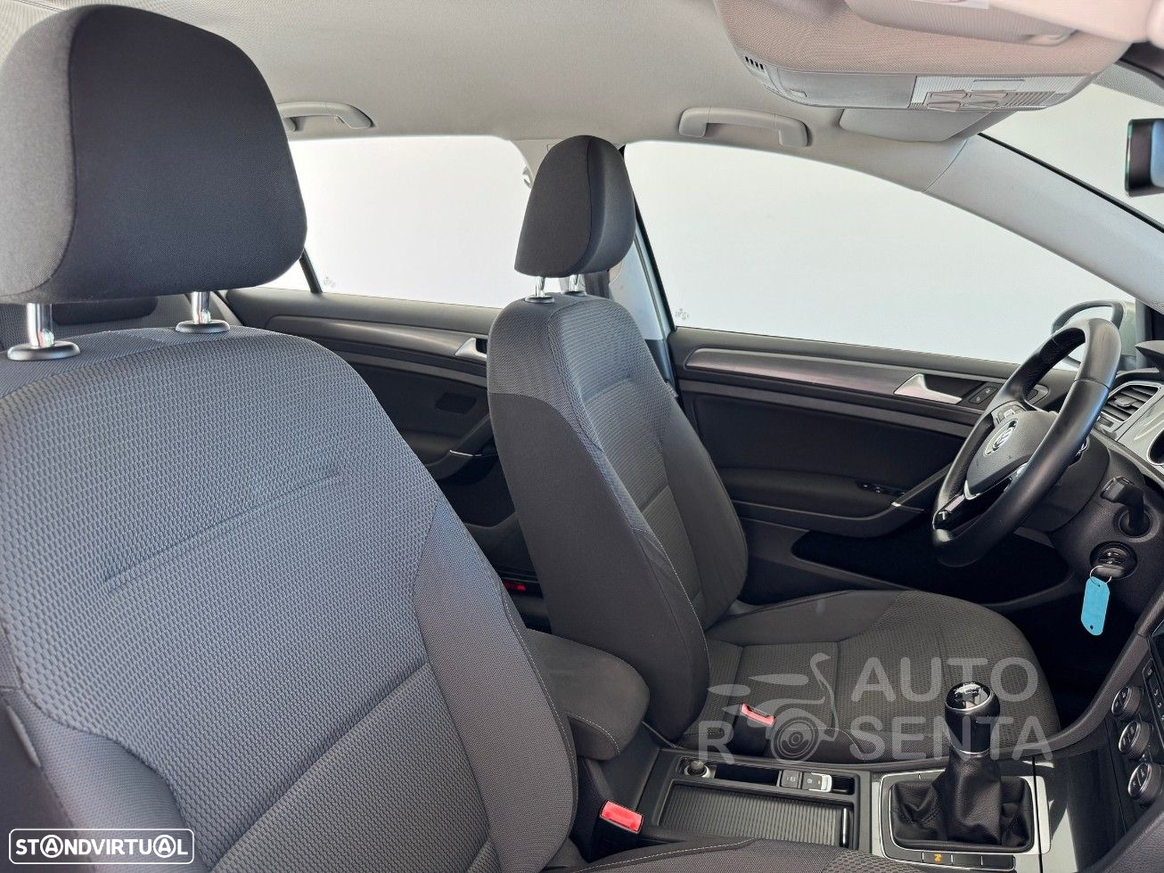 VW Golf Variant 1.6 TDi Highline - 16