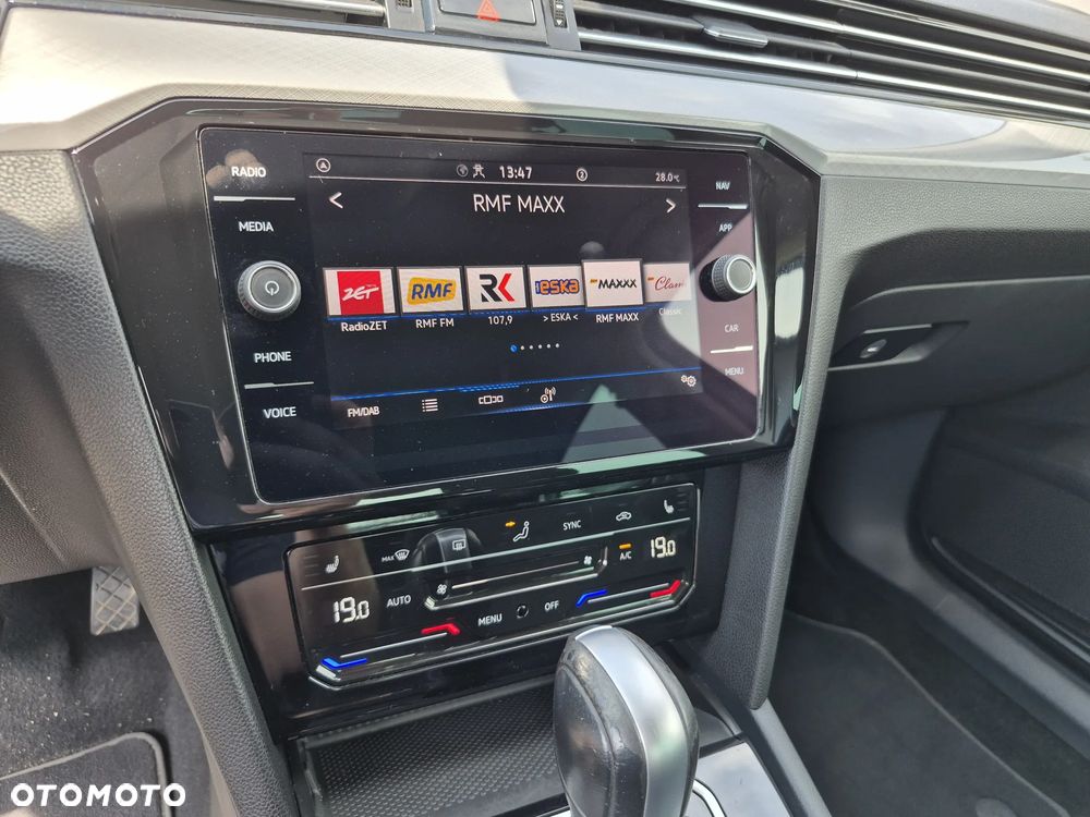 Volkswagen Passat 1.5 TSI EVO Business DSG - 9