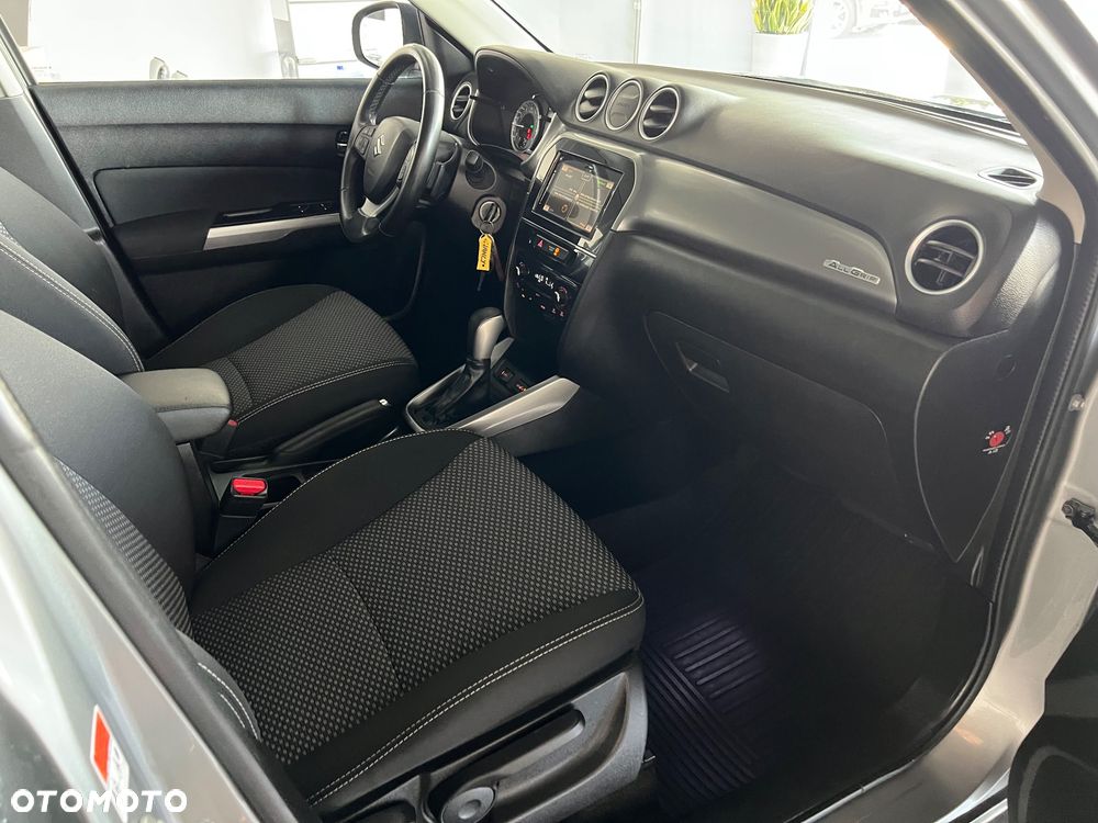 Suzuki Vitara - 33