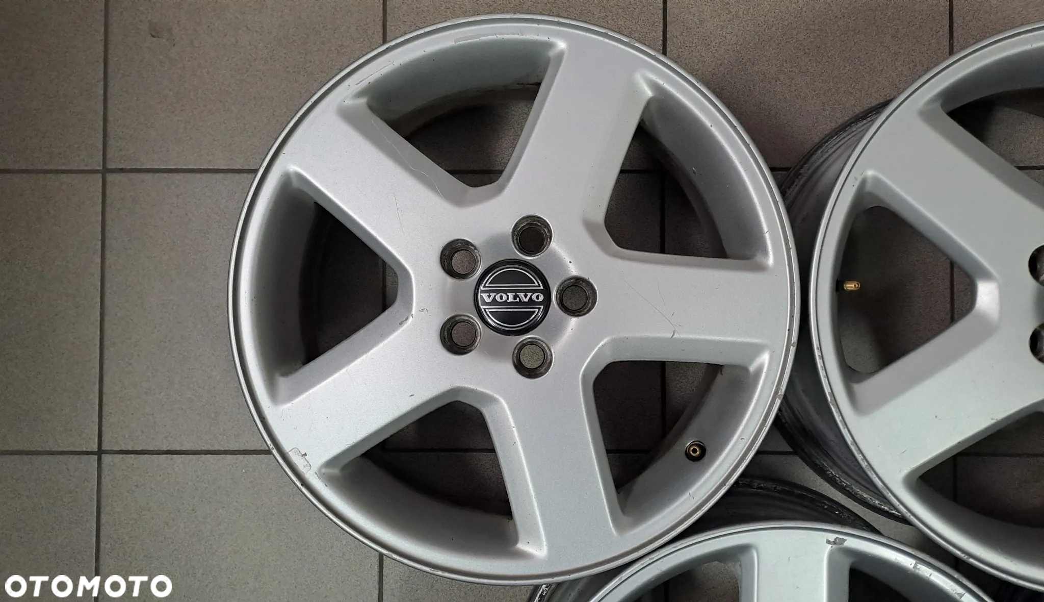 Felgi Aluminiowe 17 Volvo S40 V50 5x108 ET 52.5 - 11