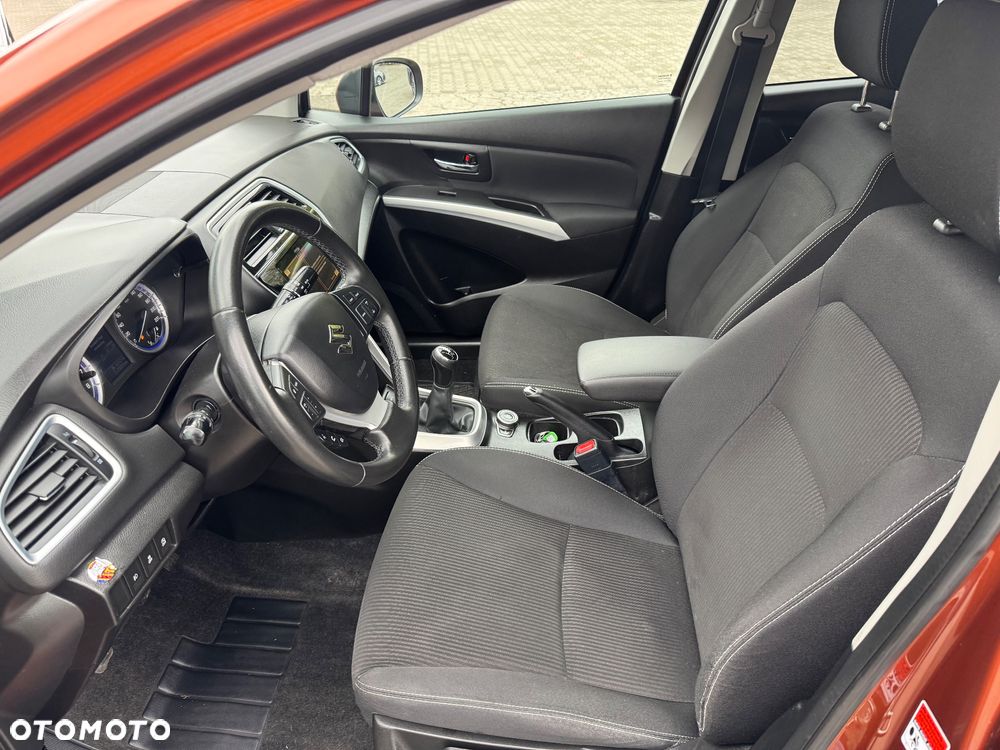 Suzuki Swift 1.2 Premium Plus - 19