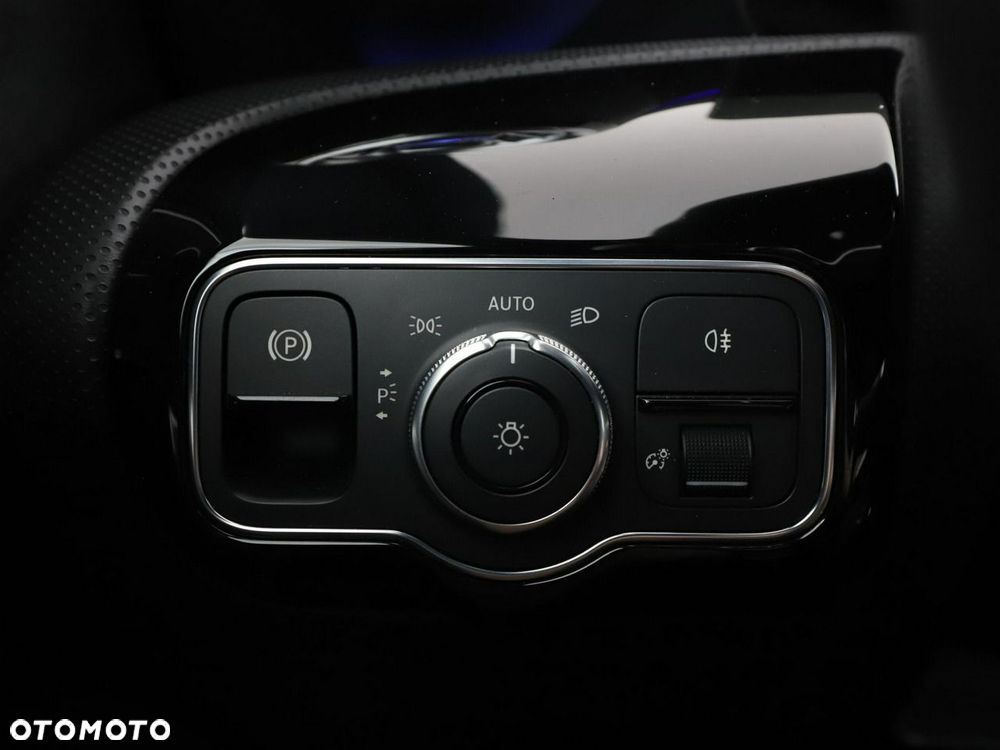 Mercedes-Benz CLA 250 e PHEV AMG Line 8G-DCT - 37