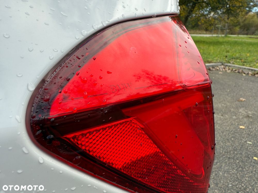 BMW Seria 3 318i Advantage - 12