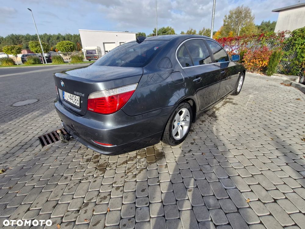 BMW Seria 5 520d - 20