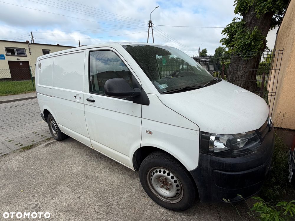 Volkswagen Transporter - 1