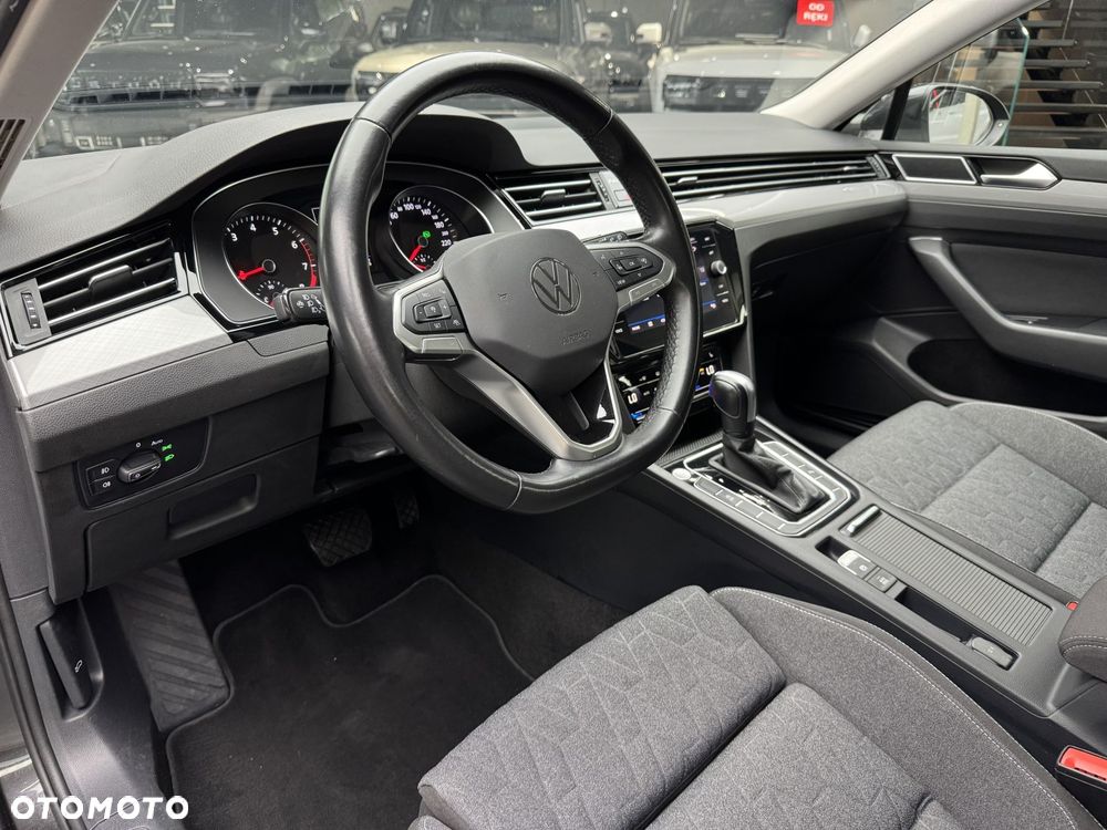 Volkswagen Passat Variant - 10