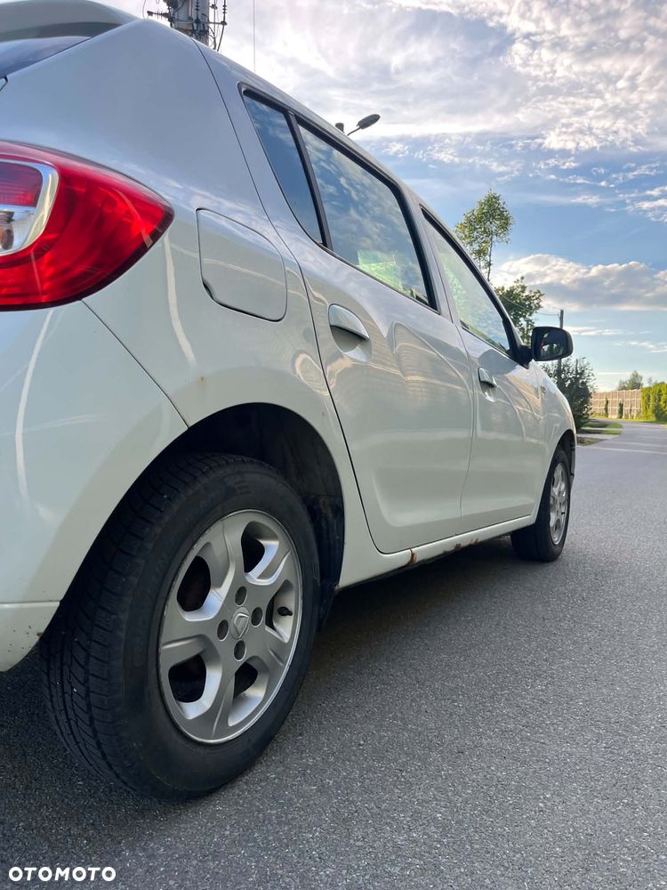 Dacia Sandero - 9