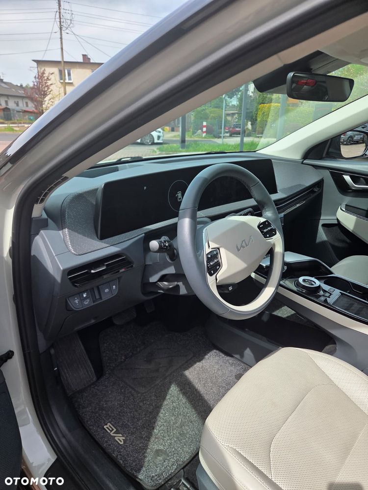 Kia EV6 77.4kWh Plus - 12