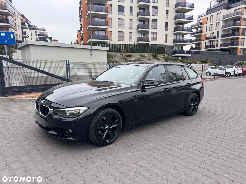 BMW Seria 3 320d Edition Luxury Line Purity - 1