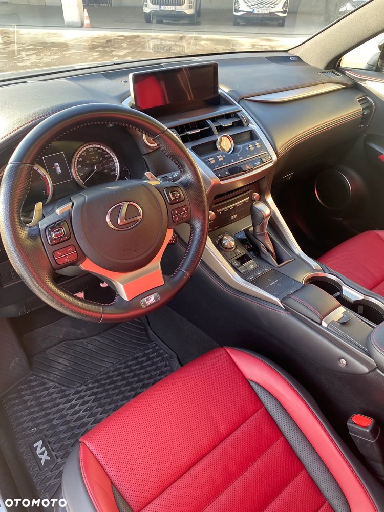 Lexus NX 300 F Sport AWD - 19