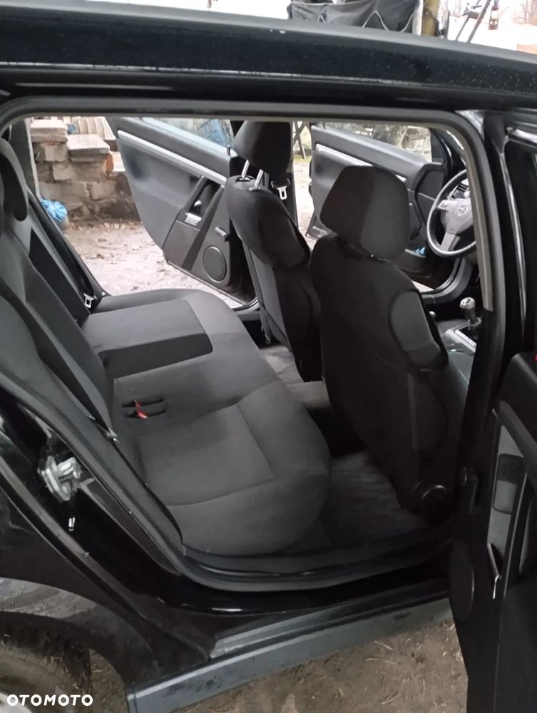 Opel Vectra 1.9 CDTI - 8
