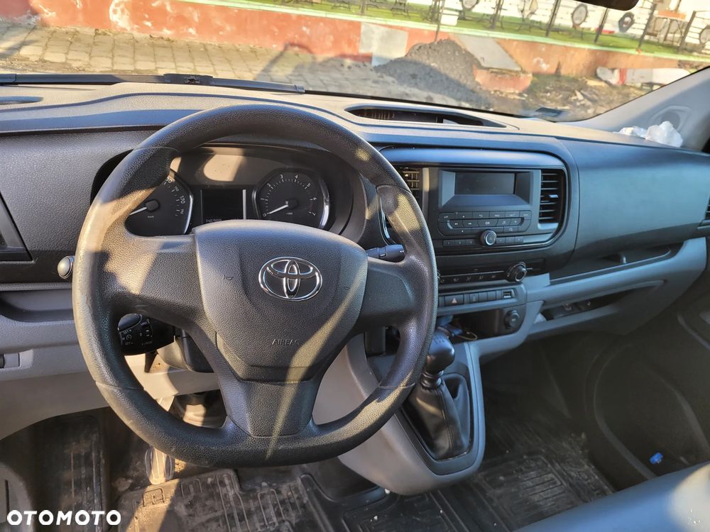 Toyota ProAce D-4D Long 3,0t Active (bryg.) - 6