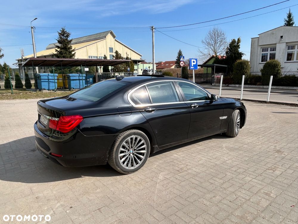BMW Seria 7 730Ld - 9