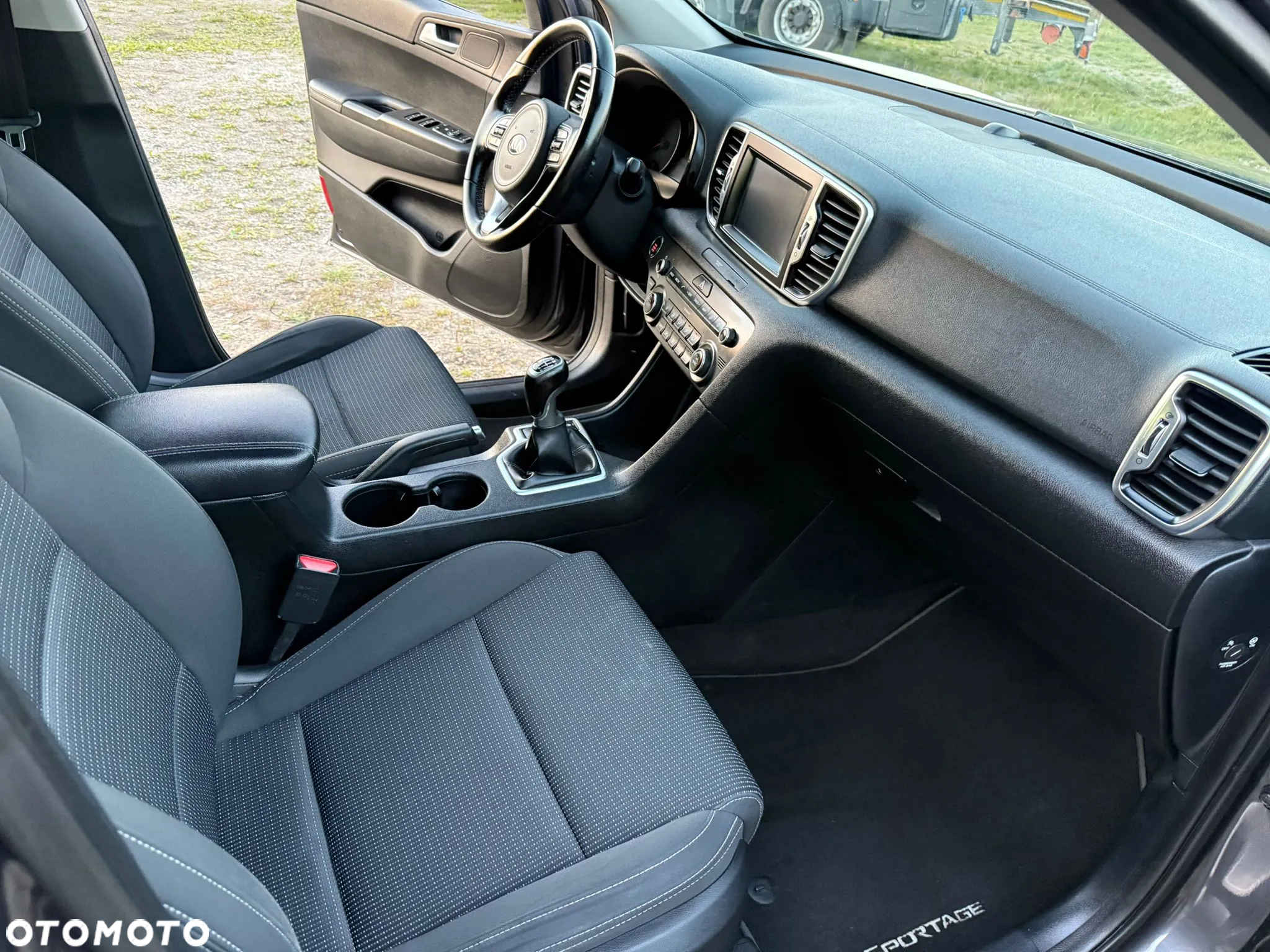 Kia Sportage 1.6 GDI 2WD Vision - 22
