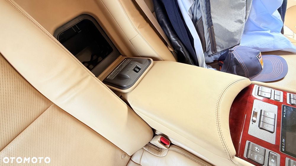 Lexus LS - 31