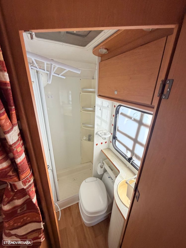 Vila Mobil Olympia 565 C/AC - Cama francesa/cozinah em L / Frigorífico c/congelador separado - OFERTA MOTO ELÉCTRICA - 11