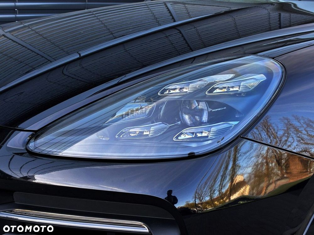 Porsche Cayenne - 11