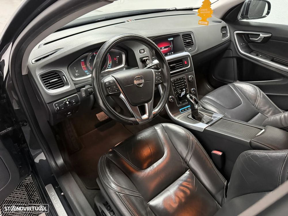 Volvo V60 D6 Plug-In-Hybrid AWD Geartronic Summum - 5