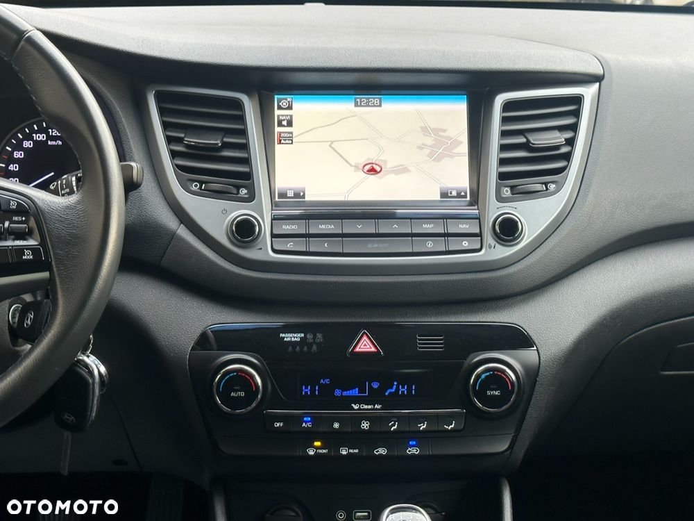Hyundai Tucson - 12