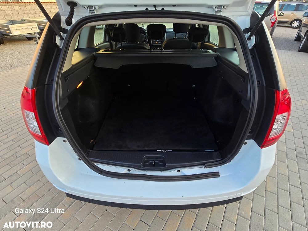 Dacia Logan 1.2 Laureate - 12