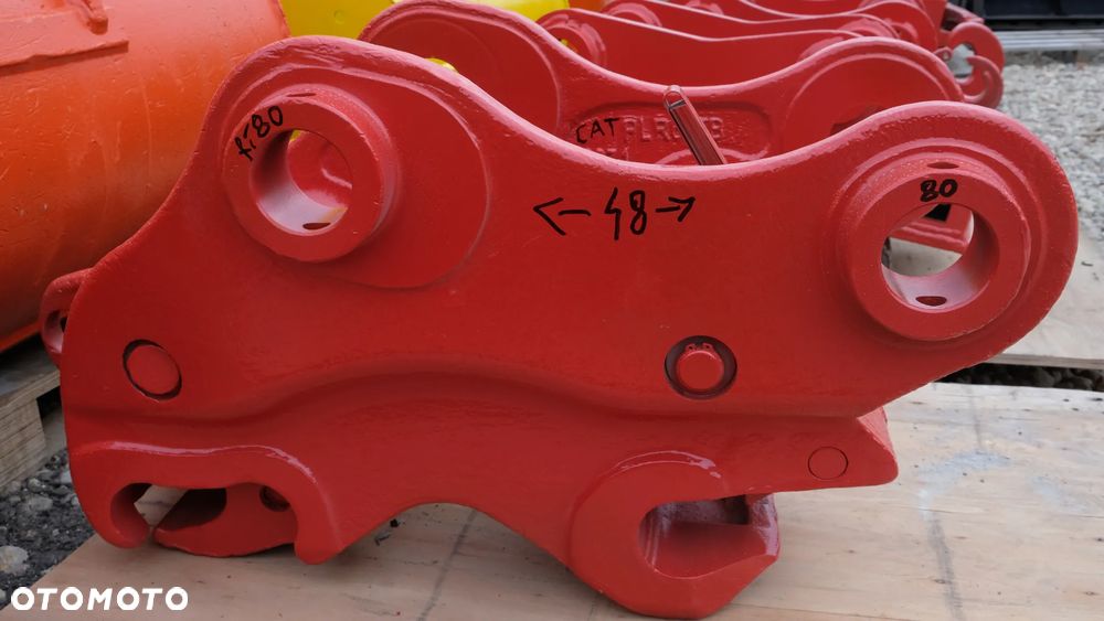 Szybkozłącze CAT 320  fi 80 mm MIller pasujące do innych maszyn koparki 18-25 ton - 9
