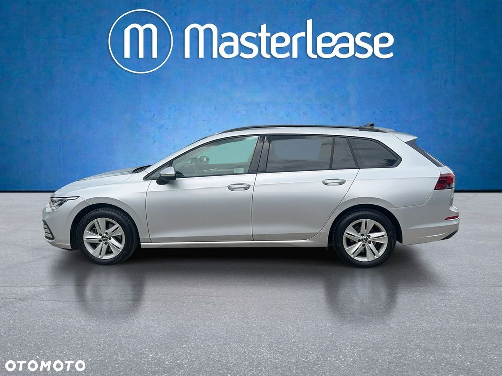 Volkswagen Golf - 8