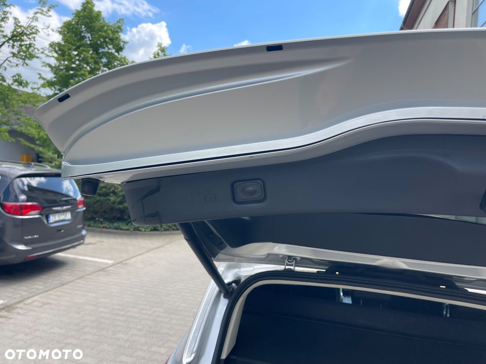 Ford S-Max - 12